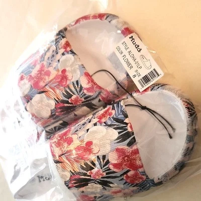 Mudd Aloha Flower Women's Sandals  Size 8 - New With Tags Foto 1 de 3