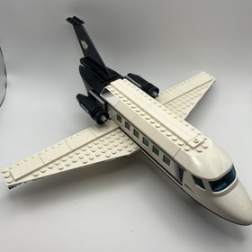 LEGO CITY: Airport VIP Service (60102)  InComplete set