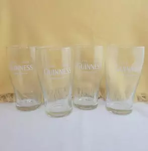 GUINNESS Irish Draught Pint Beer Glass Gold Harp Logo 1759 2009 Set Of 4 - Picture 1 of 12