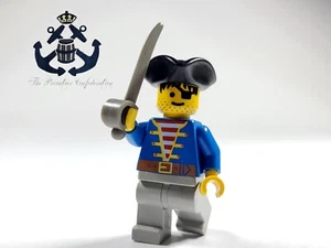 LEGO 1980s / 1990s Pirate Minifigure Blue Jacket First Mate pi005 6285 6279 6254 - Picture 1 of 1
