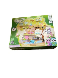 KidKraft Lil Green World Wooden Market Treehouse Play Set with 26 Accessories - Picture 1 of 4