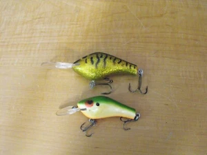 2 lot Poe's crankbaits 1 Poe's 300 1 Poe's 200 - Picture 1 of 4