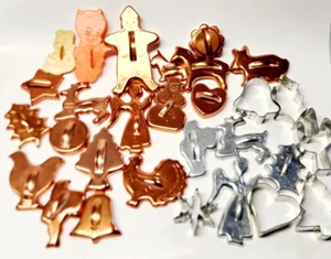 Lote Mixto 27 Cortadores de Galletas Vintage Vacaciones Color Cobre y Aluminio + 2 Disney - Imagen 1 de 18