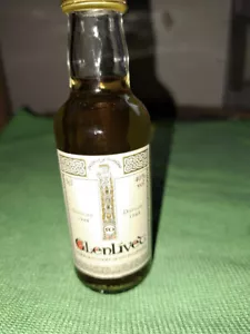 Glenlivet Whisky - destilled 1948 - bottled 1998 - Bild 1 von 1