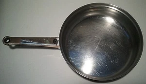 Vajilla de cocina BEEM Germany Omni S.S. 9" Fry 97 distribución 18/10, 9", Rostrfei - Imagen 1 de 1