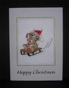 Eine neue bestickte Weihnachtskarte -- Maus auf Schlitten - Bild 1 von 1