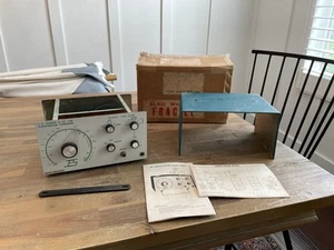 Vintage J. E. Sugden & Co. Cleckheaton Yorkshire Oscillator Model Si 453 W/ Box - Picture 1 of 11