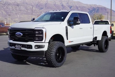 2025 Ford F-350 PLATINUM FX4 - Image 1 of 4