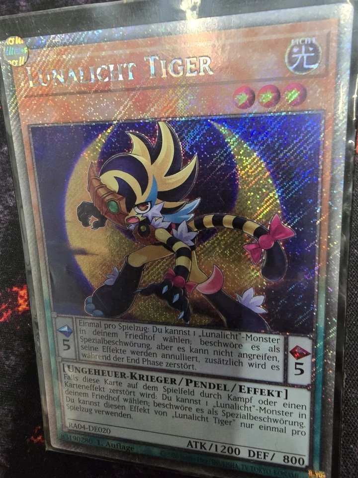 Yu-Gi-Oh! | Lunalicht Tiger | RA04-DE020 | Platinum Secret Rare | NM - Bild 1 von 1