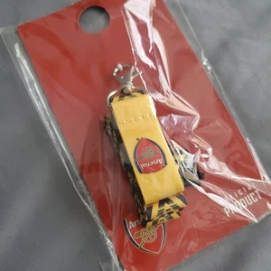 Llavero Arsenal Fútbol Fútbol Magullado Banana Lanyard NUEVO Producto Oficial - Imagen 1 de 6