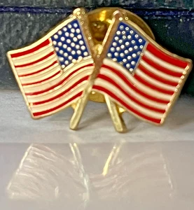 Vintage gekreuzte amerikanische Flaggen Krawatte Tac Anstecknadel - Bild 1 von 2