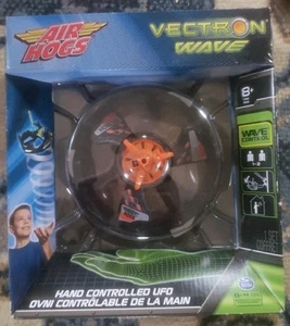 Air Hogs Vectron Wave Hand Controlled UFO Light FX Flyer ~ NEW - Picture 1 of 2