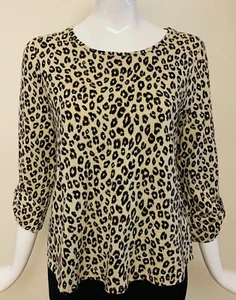 Sz 3 (XL) Chico's Classic Leopard Cotton Modal 3/4 Roll Tab Sleeve Top Pristine - Picture 1 of 7