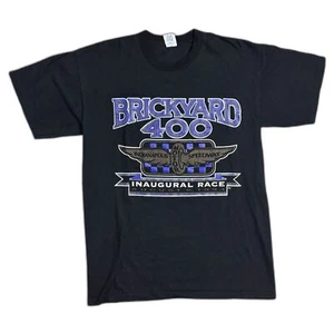 Logo 7 Herren Racing Tee Brickyard 400 Jeff Gordon T-Shirt Schwarz Vintage 90s Gr. L - Bild 1 von 7