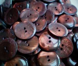 23mm 36L Brown Burnt Red Orange Pearlescent 2 Hole Coat Jacket Buttons (J52) - Picture 1 of 2