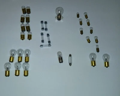 (33) Kit de bombillas TREINTA Y TRES PIEZAS para Cadillac Deville 1961 Foto 1 de 4