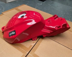 Genuine Aprilia RSV4 1000 E3 2013-2014 Fuel Tank, Red (2H00019200XRC) £299.00 - Picture 1 of 5