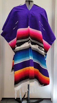 Poncho de Colección Mexicano Colorido Suroeste Serape Reversible Flecos Pull-over Sin Etiqueta Foto 1 de 3