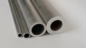 TUBO TONDO BARRA ALLUMINIO 6082  Tondino - Foto 1 di 3