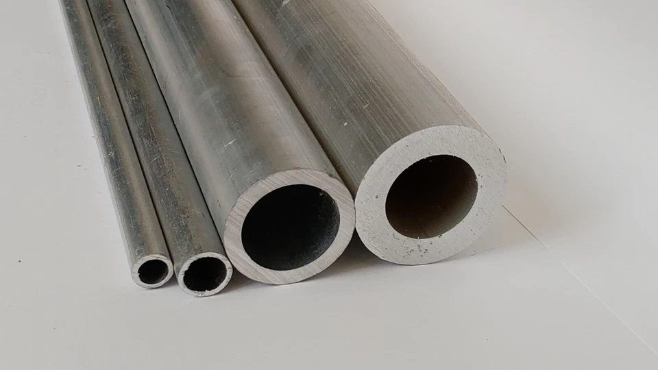 TUBO TONDO BARRA ALLUMINIO 6082  Tondino - Immagine 1 di 3