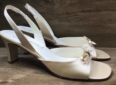 Michaelangelo David's Bridal Wedding Open Toe Satin Heel Sandals Ivory size 9.5 - Image 1 of 4
