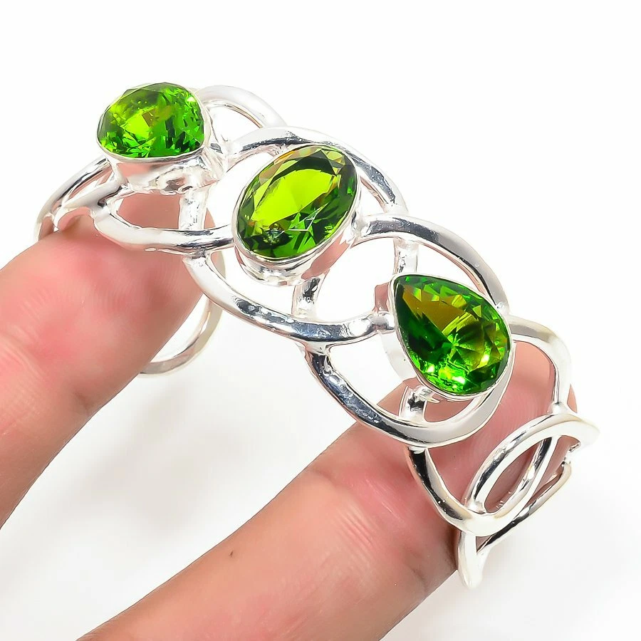 Green Peridot Gemstone 925 Sterling Silver Handmade Jewelry Bangle Sz 7-8 - Image 1 of 1