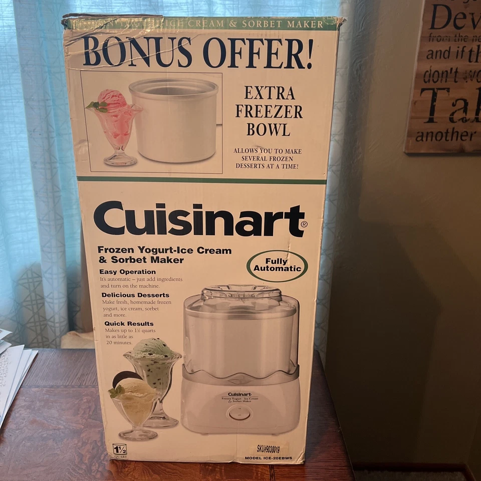 Cuisinart Frozen Yogurt Ice Cream & Sorbet Maker With 2 Freezer Bowls 1.5 Quart
