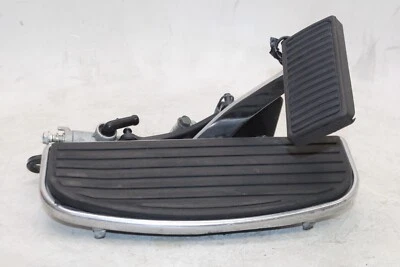 2004 KAWASAKI VULCAN 1500 VN1500E CLASSIC OEM ПРАВАЯ ПЕРЕДНЯЯ ОПОРА ДЛЯ НОГ КОЛЫШЕК ШАГ - Изображение 1 из 4