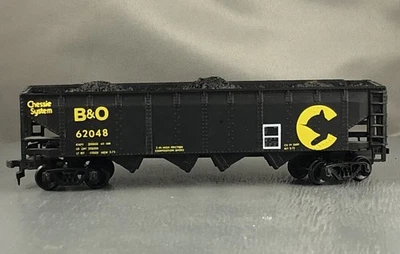 Lionel HO - Baltimore & Ohio - 40' Quad Hopper w/Load # 62048 - Image 1 of 4