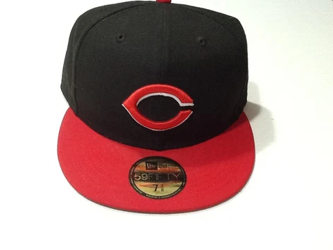 Cincinnati Reds 59 Fifty New Era On Field Fitted Ball Cap 7 3/8'' EUC Cover