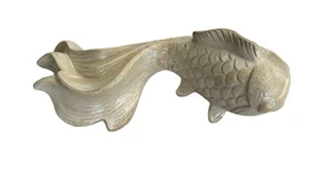 Escultura de mesa grande de cerámica iridiscente color crema KOI FISH - Imagen 1 de 6