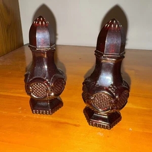 Vintage Avon 1876 Cape Cod Ruby Red Salt & Pepper Shakers -NO BOX - Picture 1 of 2