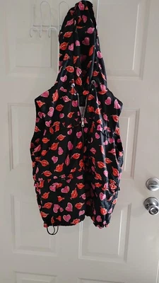 Authentic MONLCLER Women's Hooded Vest Size 1 Black Lip And Heart Print NYLON - Image 1 of 4