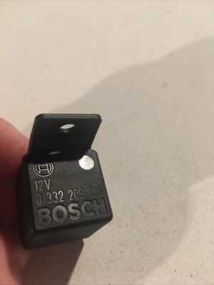0 332 209 138 bosch relé (probado y funcionando) Foto 1 de 3