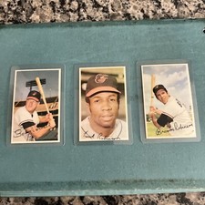 1971 Dell MLB Stamps Today's Team- 3 Baltimore Orioles - Frank & Brooks Robinson