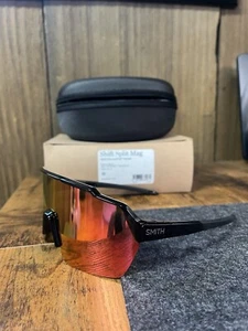 Smith Shift Split Mag w/ Chromapop Lenses; Black Frame, Chromapop Red Mirror - Picture 1 of 6