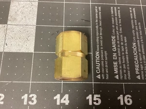 (Lot Of 7) SWAGELOK CAJON 7/16" BRASS FEMALE COUPLING (LPW124A) - Picture 1 of 6