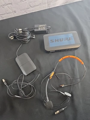 Shure BLX4J11 Wireless Microphone System BLX1J11 Transmitter & SM31FH Microphone - Image 1 of 4