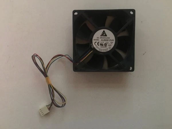 Aub0812vh - Ventilador dc12v 0.41a, 7804d82r, 4 hilos, 80x25mm Foto 1 de 1