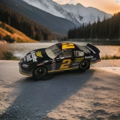 Rusty Wallace #2 Miller Genuine Draft Dodge Charger 1:64 NASCAR Diecast  - Imagem 1 de 3