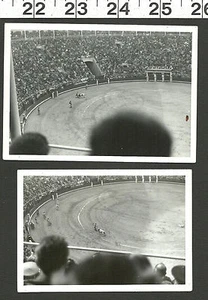 VINTAGE OLD B&W PHOTOS OF A BULL FIGHT IN AN ARENA #3020 - Picture 1 of 3