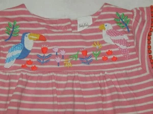 EUC Mini Baby Boden Girls 18-24 Months TOUCAN embroidered Jersey Bubble Shortall - Picture 1 of 5