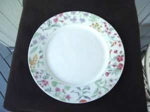 Churchill china spring floral dinner plate - Picture 1 of 4