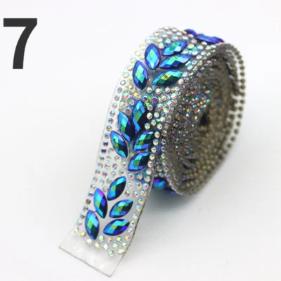 Cinta de cristal brillante de 90 cm de longitud borde de recorte hierro sobre diamantes de imitación brillantes artesanía Foto 1 de 4