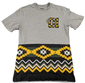 Native Borne Men's T-Shirt Native American Tribal Feather Aztec Print Medium - Bild 1 von 8