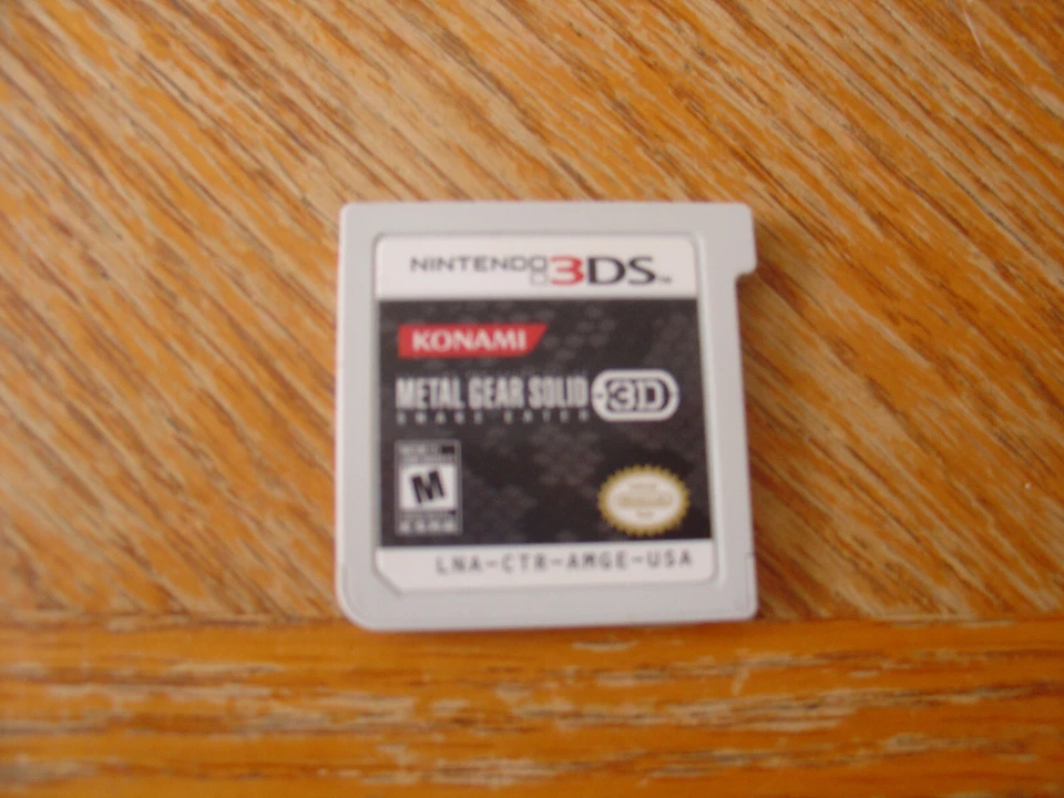 Carro Metal Gear Solid 3D: Snake Eater (Nintendo 3DS, 2012) solo probado raro Foto 1 de 1
