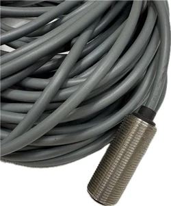 Carlo Gavazzi LQ1406470 Photoelectric Sensor With Cable - Picture 1 of 6