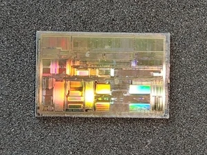 Procesador CPU AMD-K5 Die Silicon Wafer Chip Vintage Raro Dorado - Imagen 1 de 4