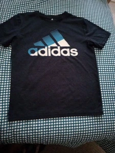 Adidas Boy's Graphic T-shirt  Size Large Navy - Picture 1 of 2
