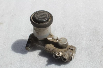 1987 CHEVROLET CORVETTE BRAKE MASTER CYLINDER WITH RESERVOIR - Image 1 of 4